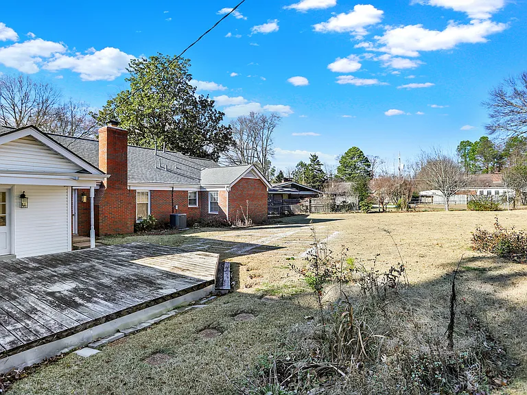 2058 Chatham Cv — Photo 31