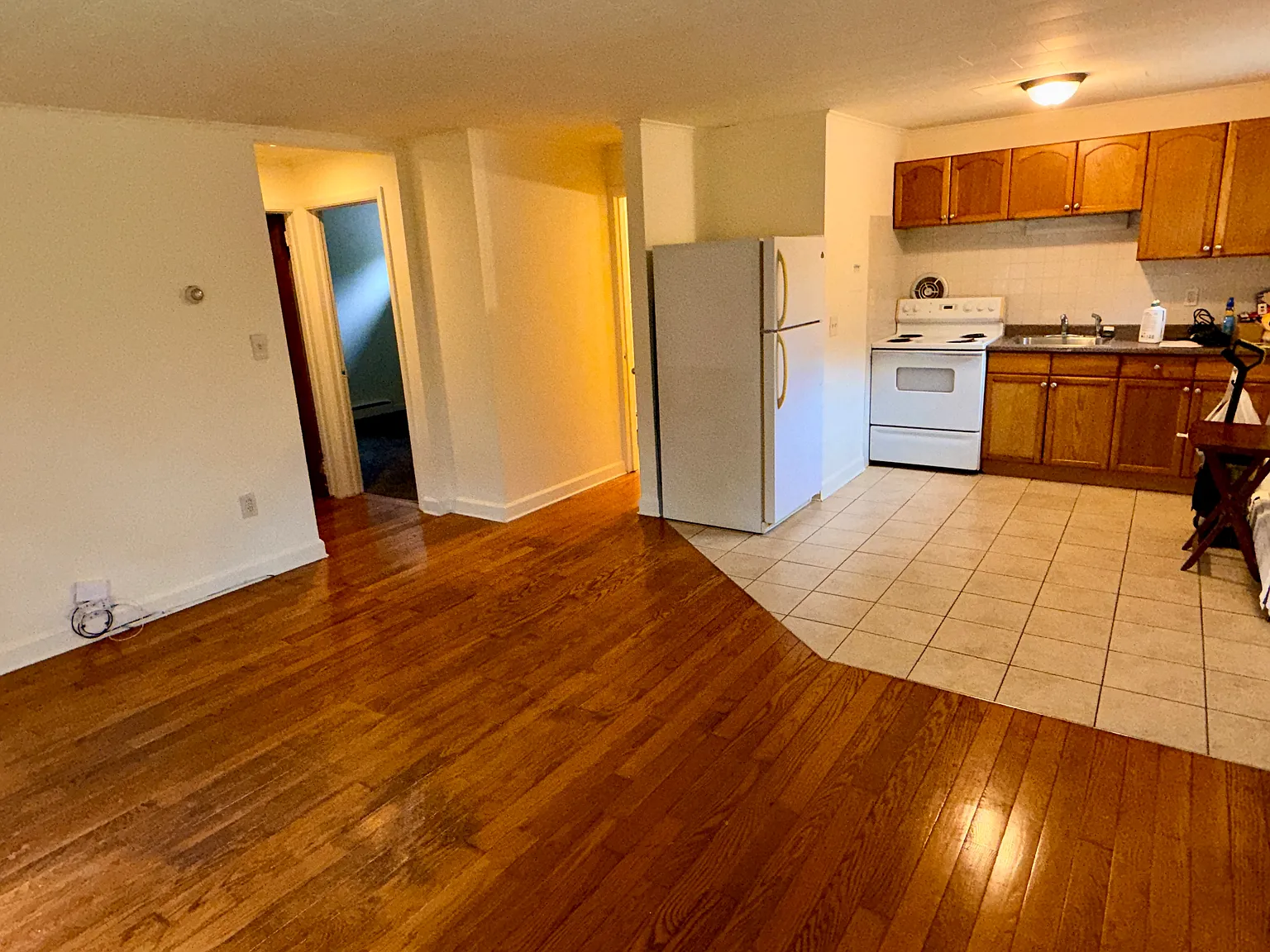 2 bed, 600 sqft, $1,950 — Photo 3