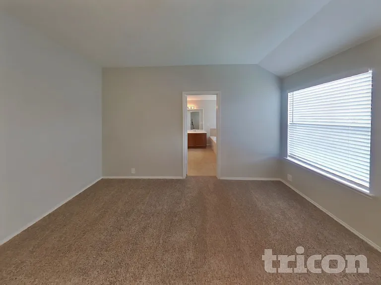 120 Bison Meadow Dr — Photo 6