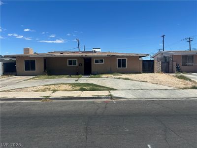 906 Baker Ave, Las Vegas, NV, 89108