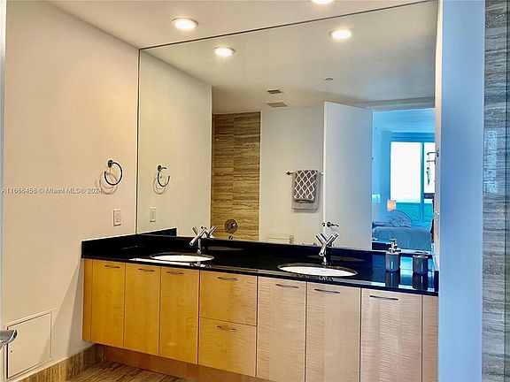 5th image of 15811 Collins Ave APT 1605