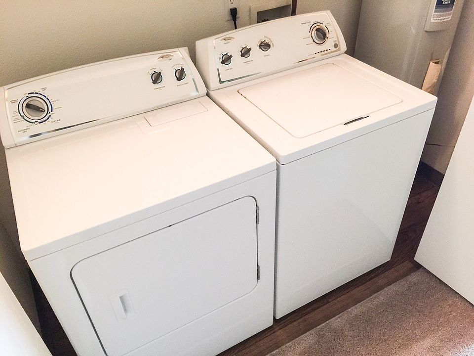 Full Size Washer and Dryer