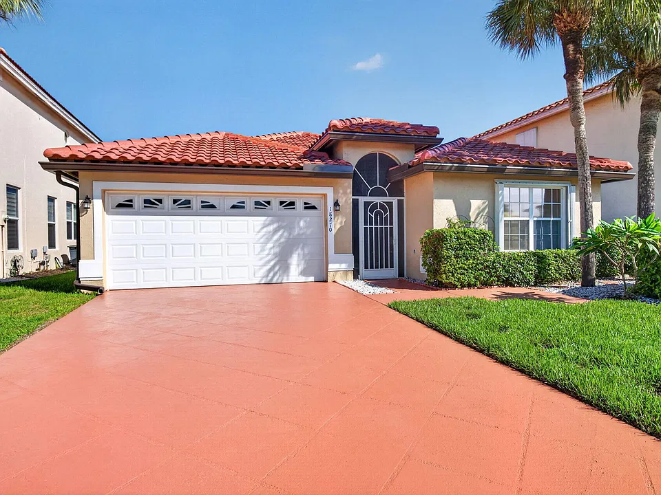 18270 Coral Chase Dr