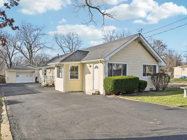 35662 N Watson Ave, Ingleside, IL 60041