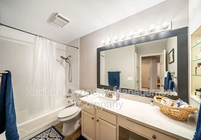 13511 Thessaly — Photo 24