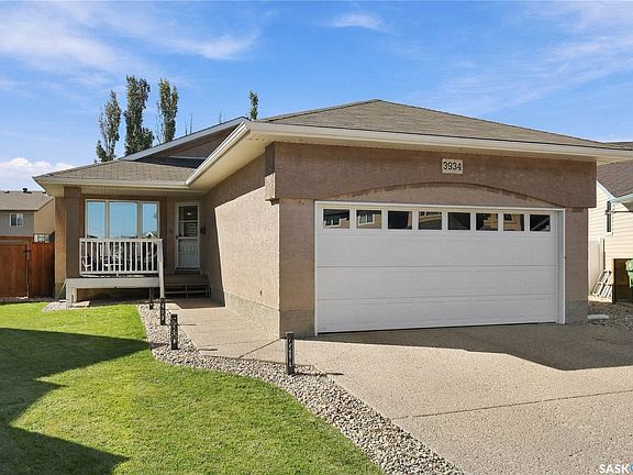 2nd image of 3934 Robin Place E