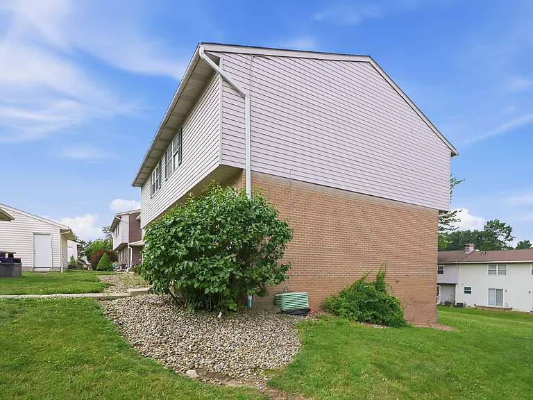 1326 Aarons Way #27 — Photo 57