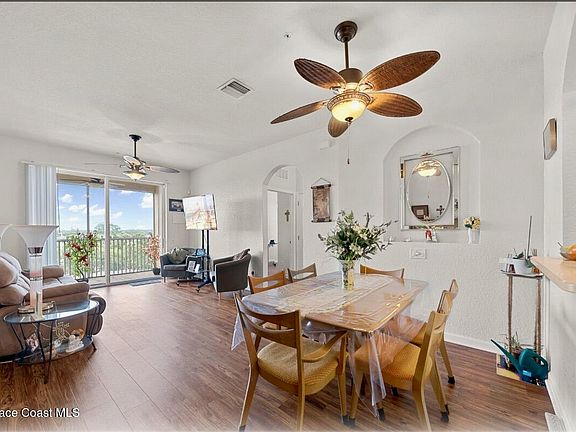 3rd image of 1626 Peregrine Cir Unit 401