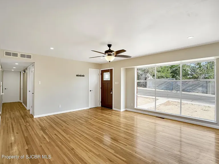 100 W Boyd Dr — Photo 6