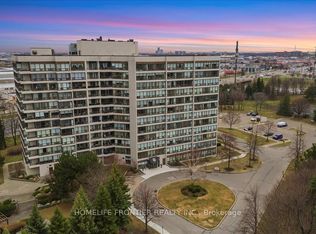 12 Laurelcrest St #713, Brampton, ON