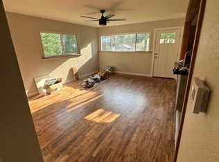 3325 S Sergeant Ave, Joplin, MO 64804