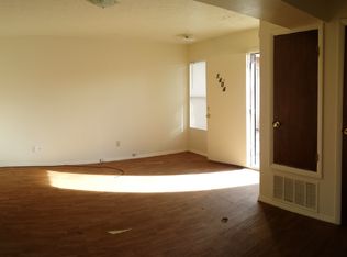 1404 Amherst Dr SE, Albuquerque, NM 87106