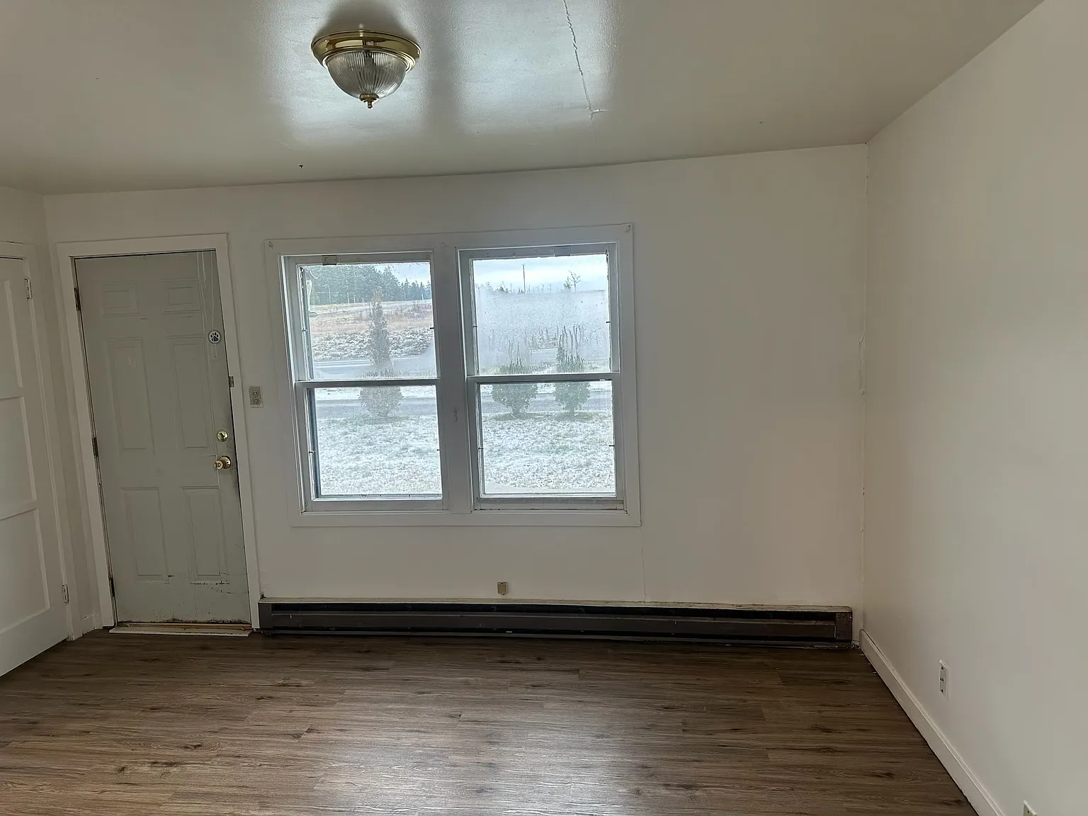 3209 Whitney Dr — Photo 3