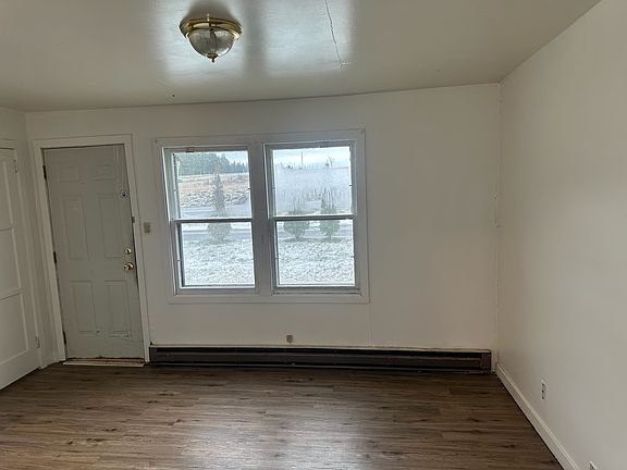 3rd image of 3209 Whitney Dr #1