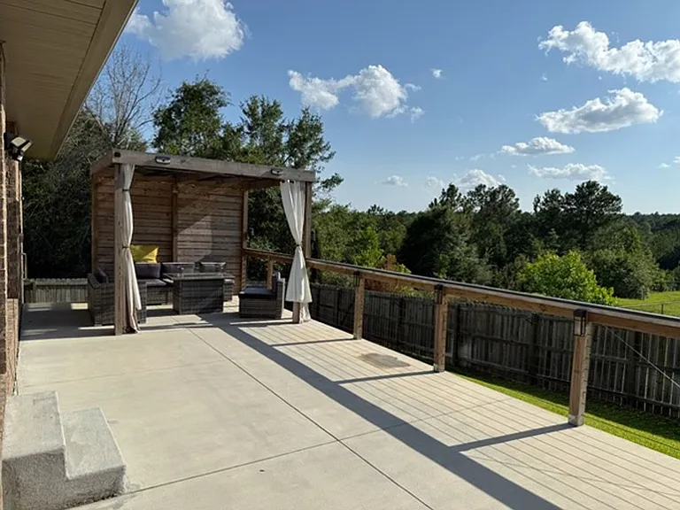 5746 Periwinkle Ln — Photo 33