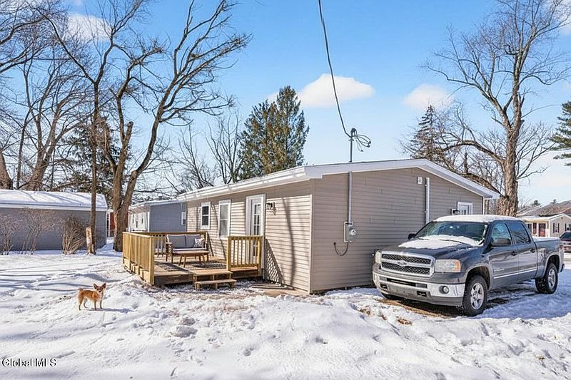 2nd image of 40 Sherwood Drive