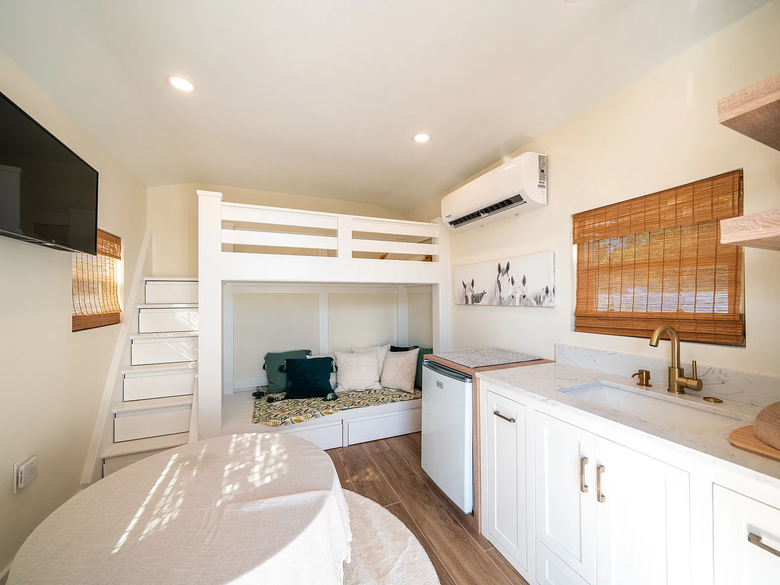 3 bed, 2.5 bath, 1720 sqft, $21,369 — Photo 2