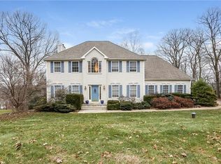 13 Greenknoll Dr, Brookfield, CT 06804