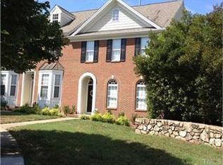 4900 Linksland Dr, Holly Springs, NC 27540