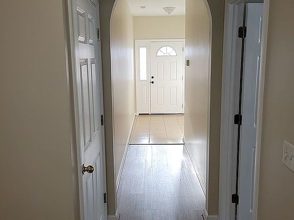 3rd image of 200 Tocoa Cir