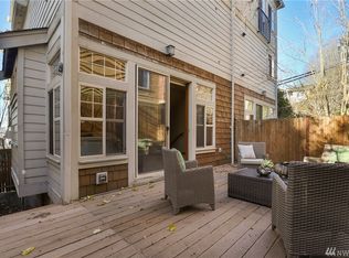 507 N 39th St, Seattle, WA 98103