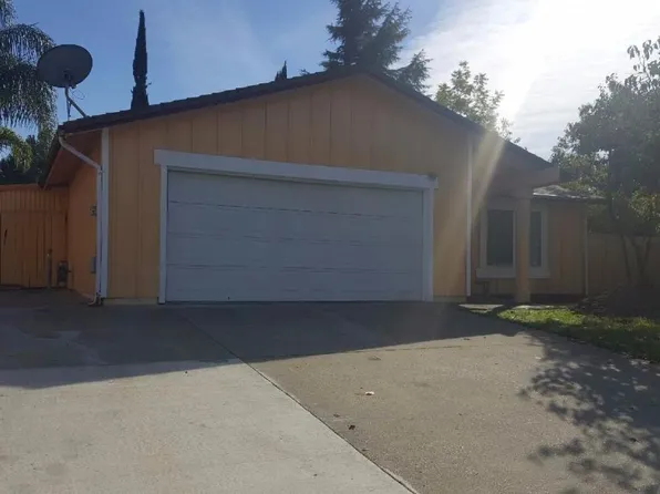 4704 Don Julio Blvd, Sacramento, CA 95842