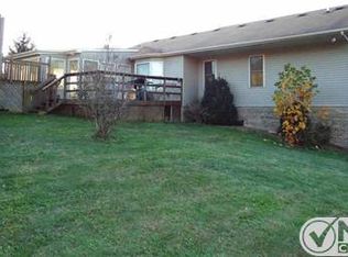 6136 White Oak Rd, Junction City, KY 40440