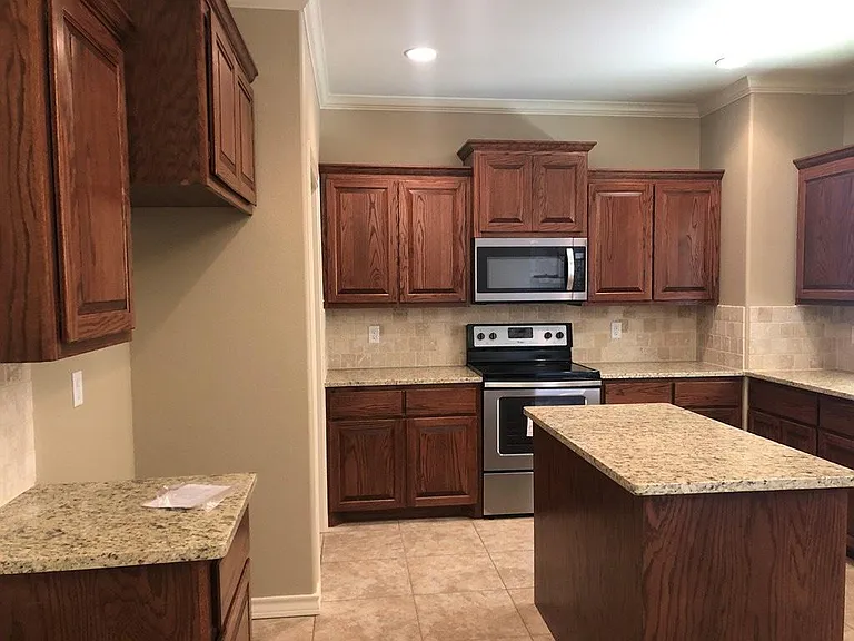 4145 Kensington Crk — Photo 2
