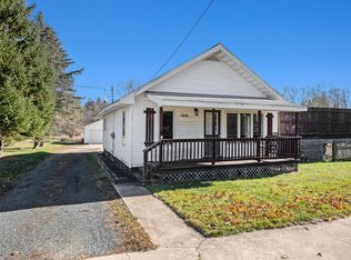 760 S Roth St, Reed City, MI 49677