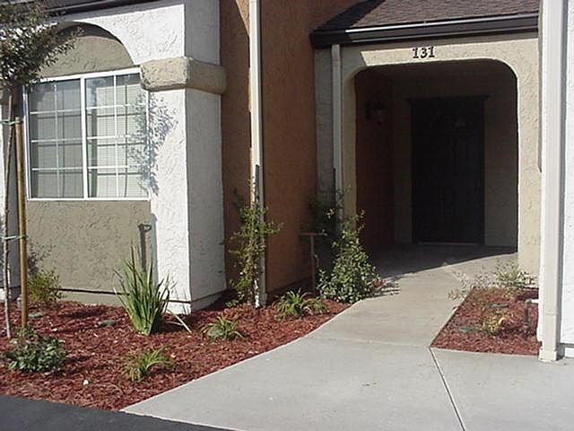 2nd image of 5140 E Kings Canyon Rd APT 131