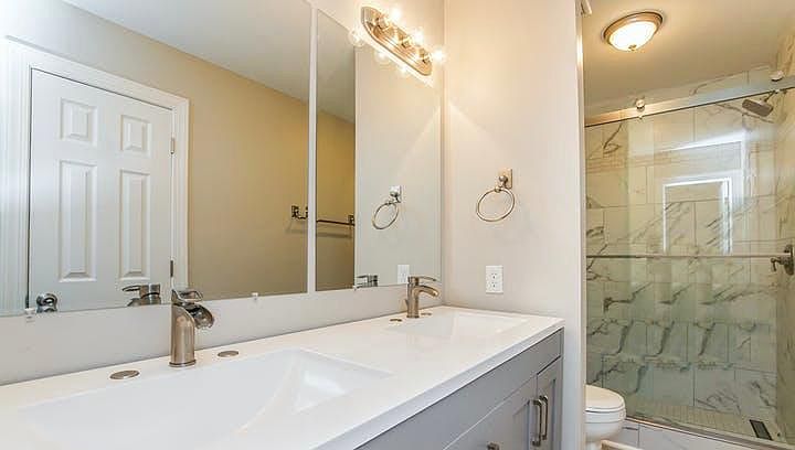 1st image of 1702 Kello Dr #1
