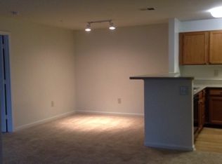 9800 Gable Ridge Ter APT I, Rockville, MD 20850
