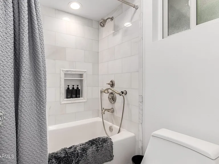 14425 N Coral Gables Dr — Photo 26