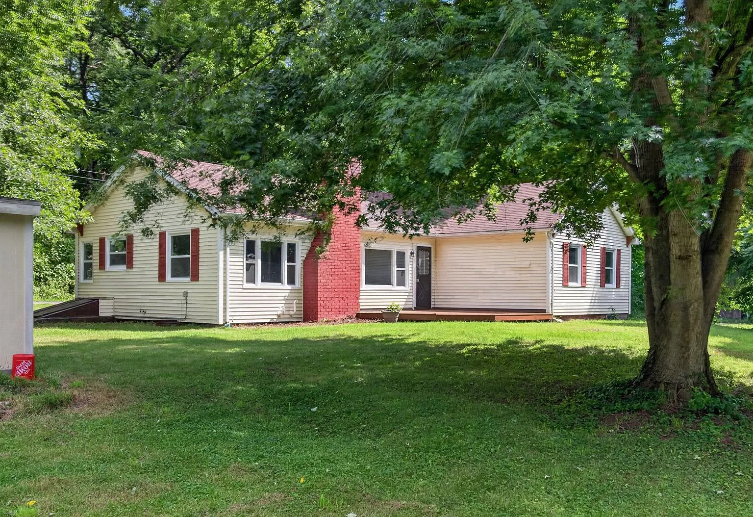 3 bed, 1473 sqft, $3,900 — Photo 3