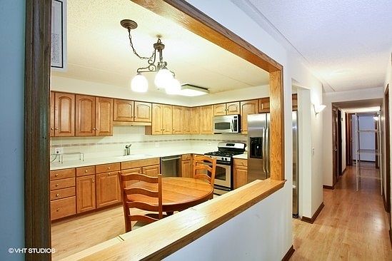 4th image of 6050 W Eastwood Ave APT 201