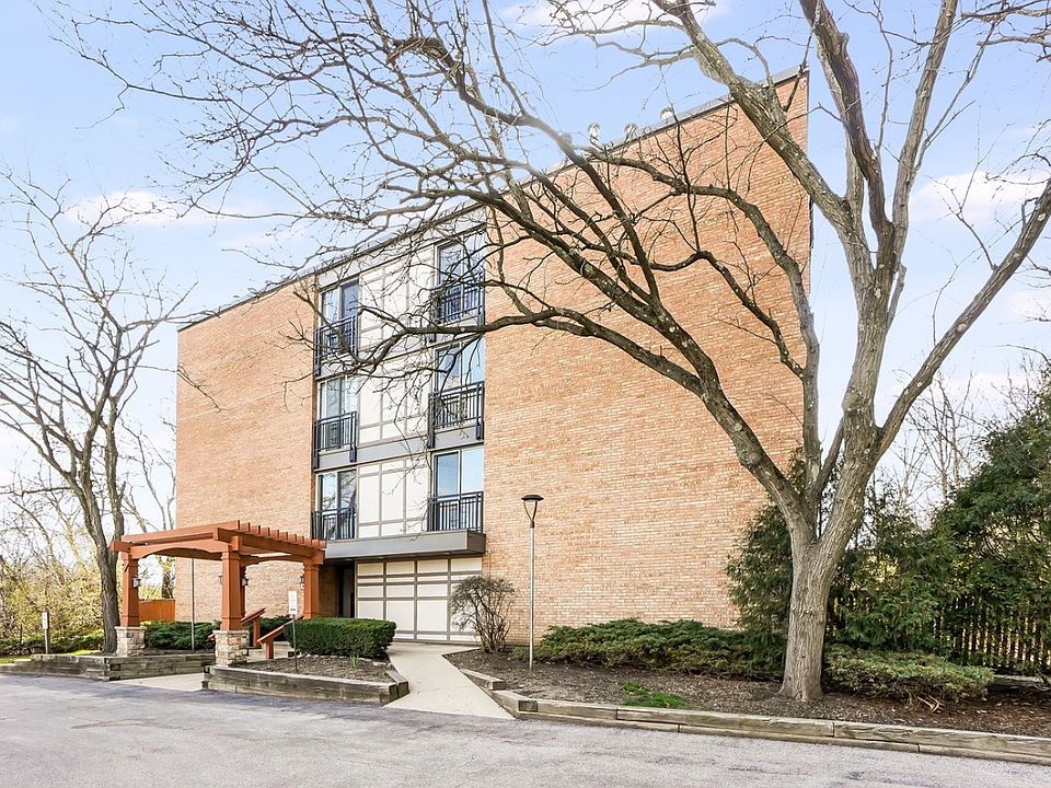 1st image of 1811 Four Lakes Ave APT 3J