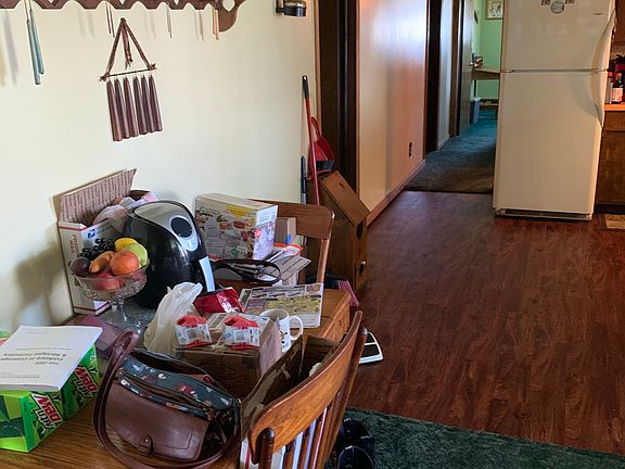5th image of 1030 Sherman St