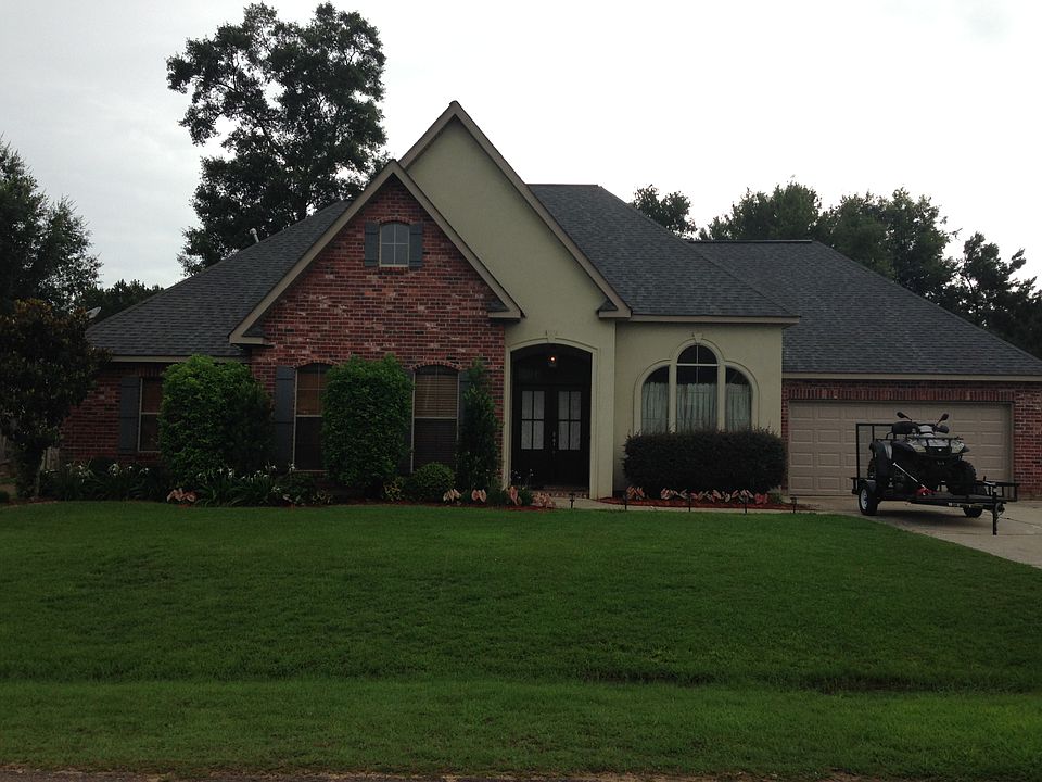 Front 
New roof 2019
