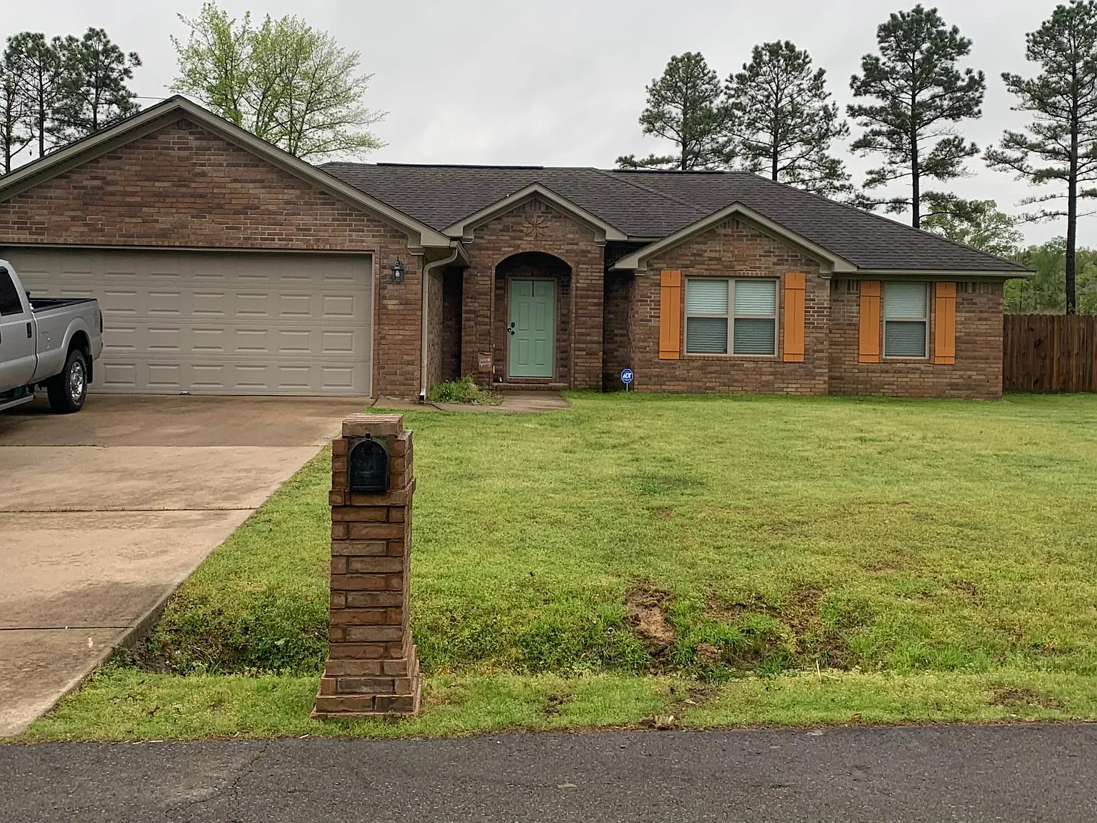 35 Wells Rd — Photo 1