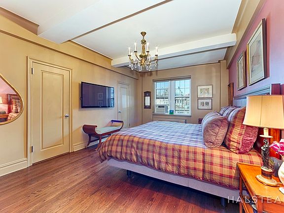 5th image of 168 E 74th St #9B