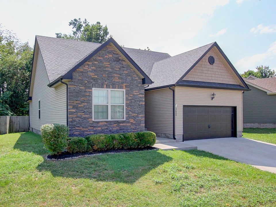 1st image of 3688 Fox Tail Dr
