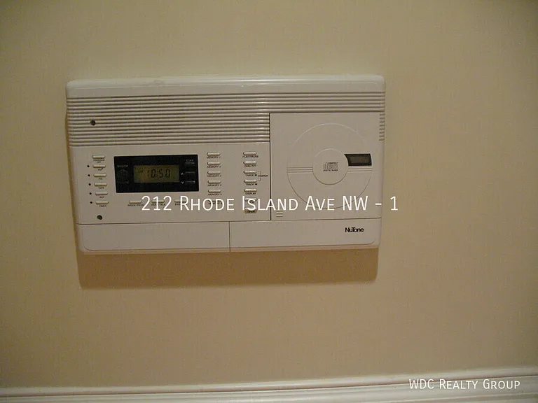 212 Rhode Island Ave NW #1 — Photo 26