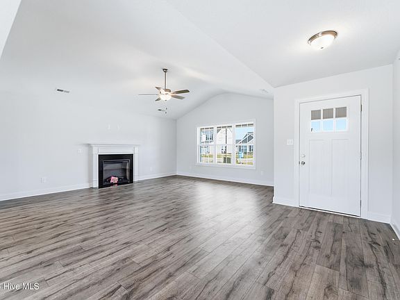 4th image of 816 Maritime Way