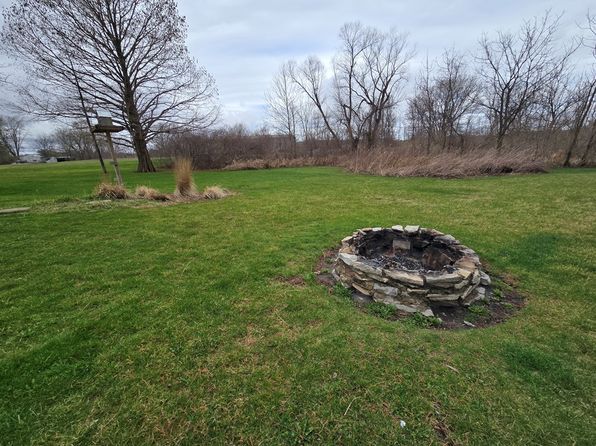 752 State Route 101, Clyde, OH 43410
