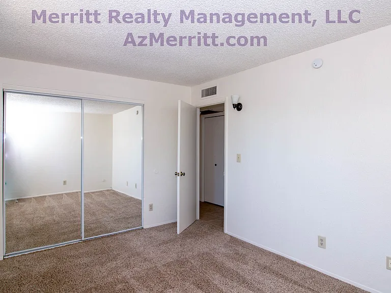 1644 N Catalina Ave — Photo 12