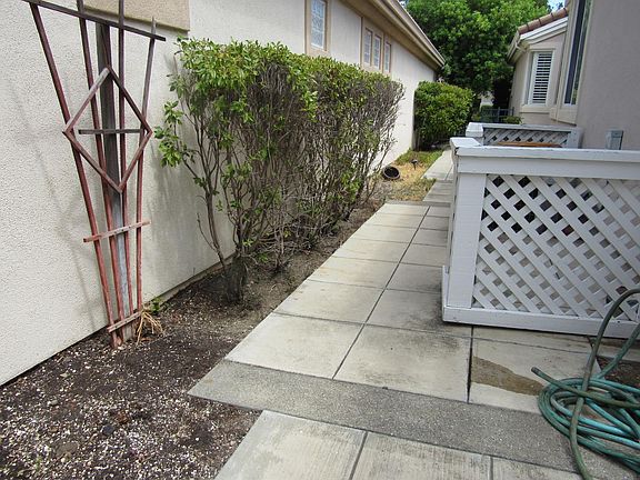 3rd image of 5872 Pistoia Way