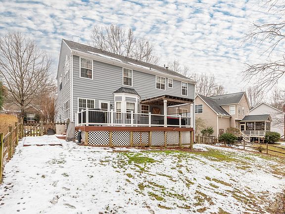 2nd image of 6211 Oxwynn Ln