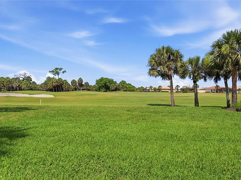 490 Montelluna Dr — Photo 35