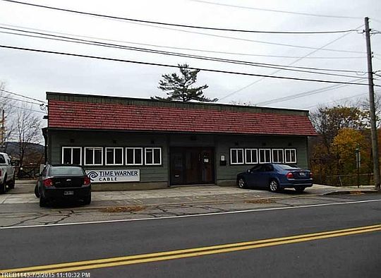 2nd image of 114 Hancock St