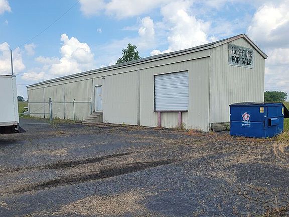 2nd image of 1483 Highway 51 N